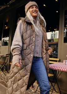 freequent-naisten-vanuliivi-olga-vest-beige-1
