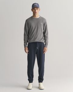 gant-miesten-collegehousut-reg-shield-sweatpant-tummansininen-1