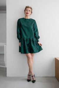 gauhar-helsinki-naisten-mekko-taft-dress-green-tummanvihrea-1
