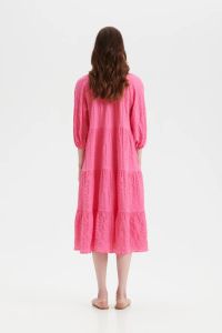 halo-mekko-kajo-crinkled-midi-dress-pinkki-2