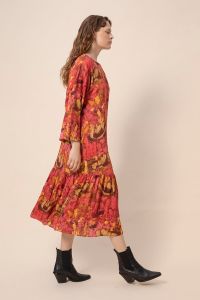 halo-naisten-mekko-reidar-linen-dress-punainen-kuosi-1