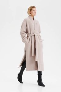 halo-naisten-villakangastakki-huurre-long-coat-kitti-1