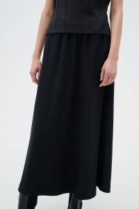 inwear-naisten-hame-adian-skirt-musta-2