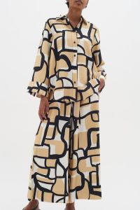inwear-naisten-paitamekko-hecantei-shirt-musta-kuosi-1