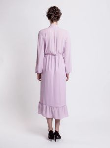 katri-niskanen-naisten-midimekko-polka-midi-dress-liila-2