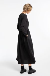 kuusama-naisten-midimekko-kuura-dress-127cm-musta-2