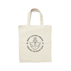 makia-kangaskassi-hook-tote-bag-luonnonvalkoinen-1