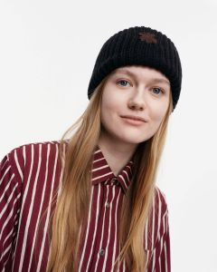 marimekko-naisten-pipo-ludia-solid-musta-1