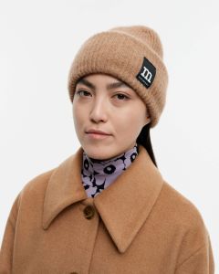 marimekko-naisten-pipo-pjettar-solid-vaalea-beige-1