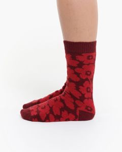 marimekko-naisten-sukat-umina-punainen-kuosi-1