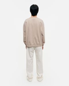 marimekko-unisex-collegepaita-leiot-unikko-paddede-beige-kuosi-2