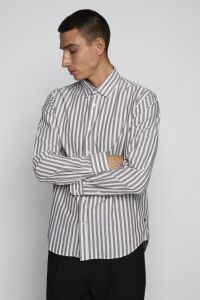 matinique-miesten-paita-trostol-block-stripe-raidallinen-ruskea-1