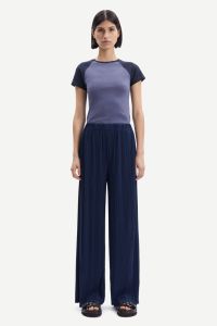 samsoe-and-samsoe-housut-uma-trousers-10167-tummansininen-1