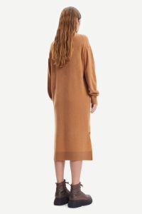 samsoe-and-samsoe-naisten-neulemekko-k-amaris-dress-14001-kameli-2