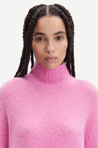 samsoe-and-samsoe-naisten-neulepaita-ad-jessi-turtleneck-14464-pinkki-1