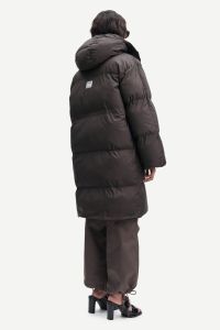 samsoe-and-samsoe-naisten-takki-hannalu-coat-11684-tummanruskea-2