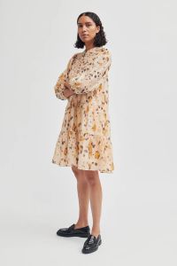 second-female-mekko-sonar-dress-vaaleanpunainen-kuosi-1