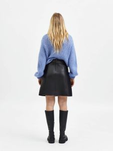 selected-femme-nahkahame-slfnew-ibi-mw-leather-skirt-musta-2