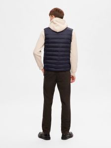 selected-miesten-toppaliivi-barry-quilted-gilet-tummansininen-2