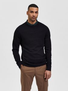 selected-neule-maine-ls-knit-musta-1