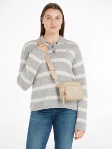 tommy-hilfiger-naisten-laukku-iconic-tommy-camera-bag-luonnonvalkoinen-1