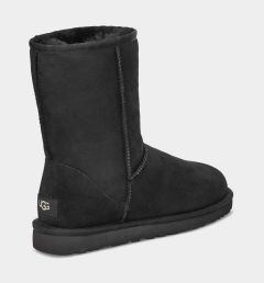 ugg-miesten-kengat-m-classic-short-black-musta-2