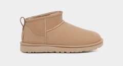 ugg-naisten-kengat-classic-ultra-mini-hiekka-1