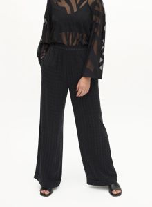uhana-naisten-housut-charmer-pants-musta-1