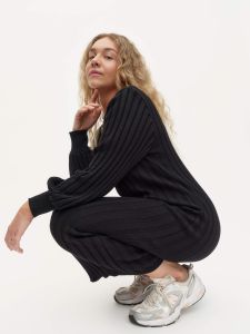 uhana-naisten-mekko-dreamworld-knit-dress-musta-1