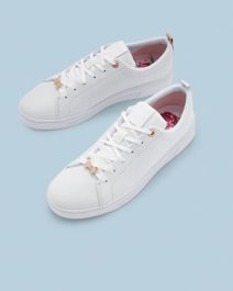 Ted Baker Naisten Kengät, Gielli Valkoinen Ted Baker Naisten Kengät, Gielli Valkoinen